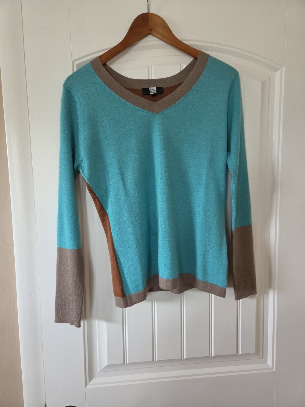 Saks Fifth Avenue Turquoise & Brown V-Neck Colorblock Sweater